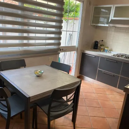 Art & Family Ideal For Families *